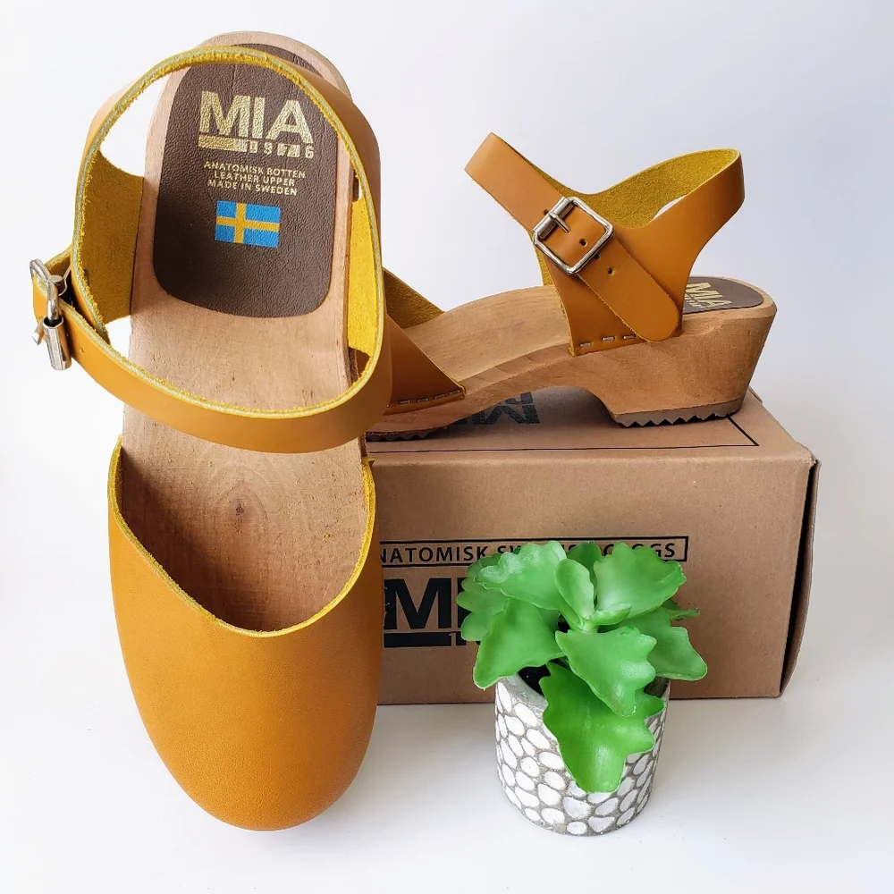 MIA Sofia Swedish Clog Free People Size 36 & 40 Mustard Yellow Leather Mary Jane - Picture 2 of 13